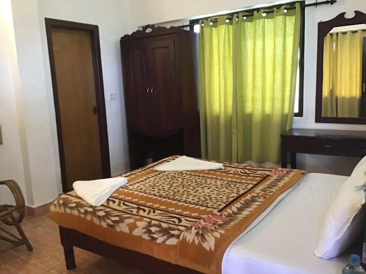 Wild Elephant Eco Friendly Resort Мунар Екстериор снимка