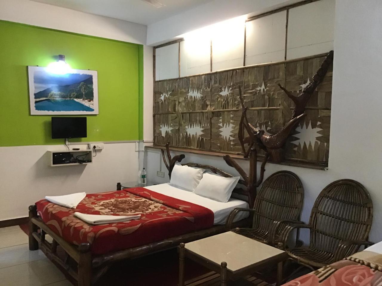 Wild Elephant Eco Friendly Resort Мунар Екстериор снимка