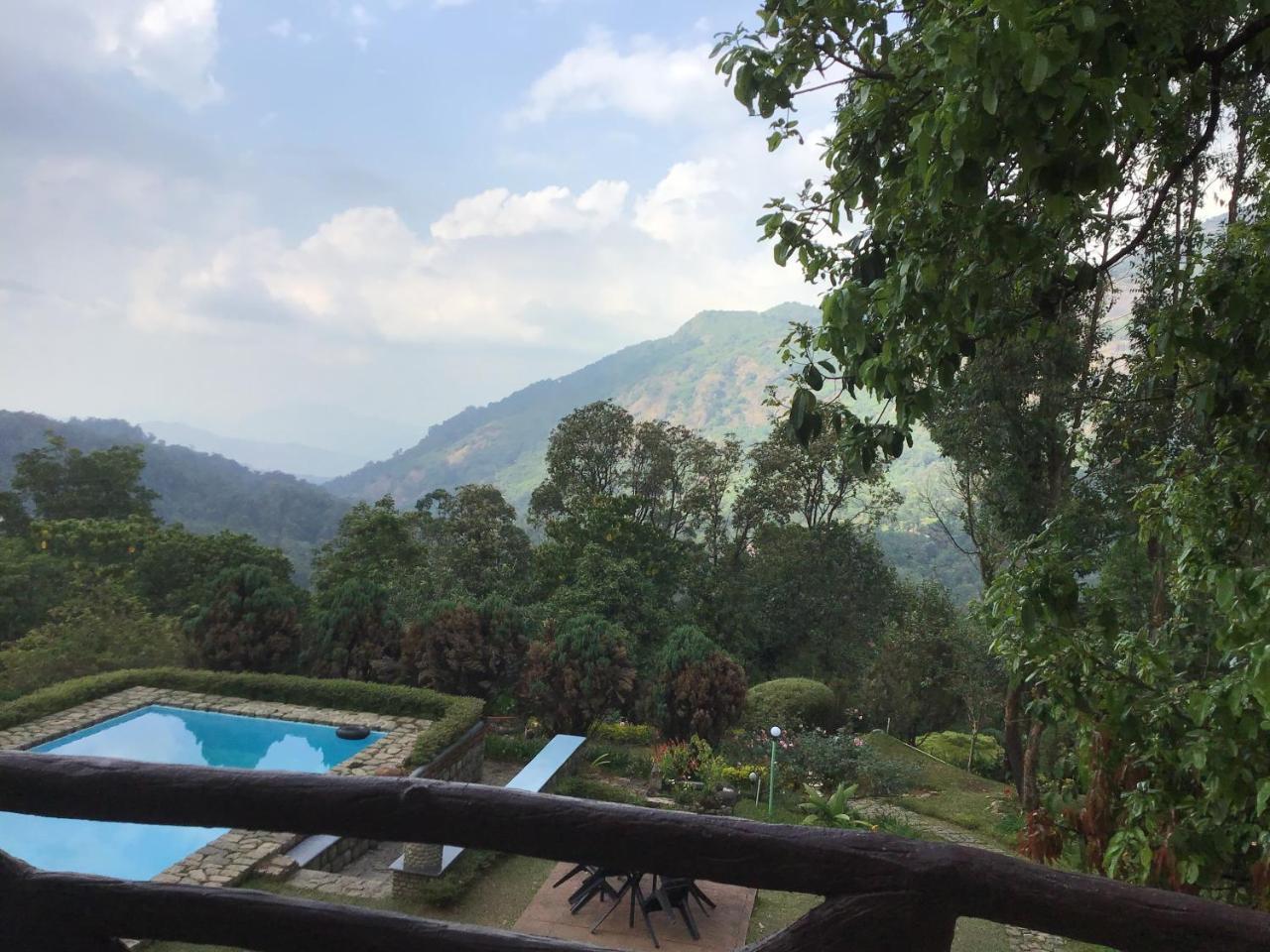 Wild Elephant Eco Friendly Resort Мунар Екстериор снимка
